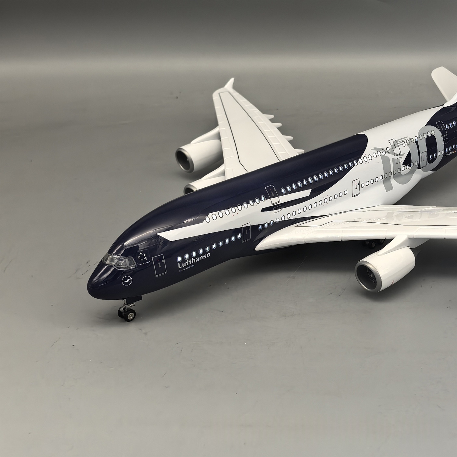 Neues 45cm Lufthansa A380 100  – Model Kit Plane Bewertung und Preis